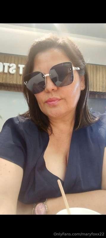 In my country we say...A lady at the table but a whore in be..