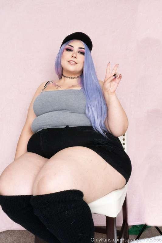 WHAT DA HECK

I didn't post all of the Taco Bell pictures :c..