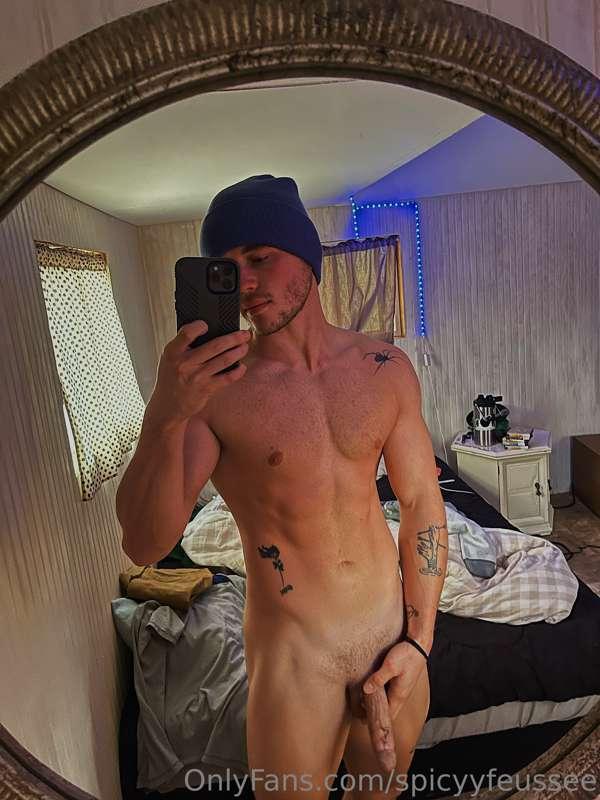 Got a surprise cuming to your inboxes today 😈