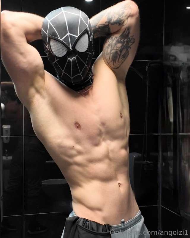 Dm me for custom content @angolzi 