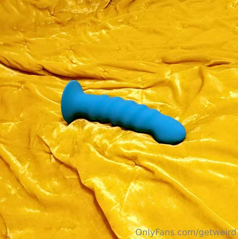 So I bought this beautiful toy because I absolutely love the..