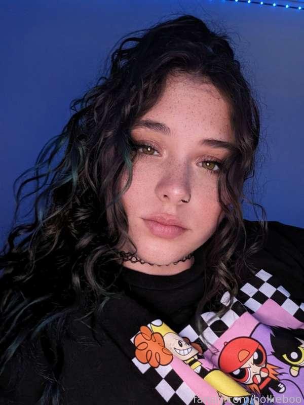 hollieboo image #1