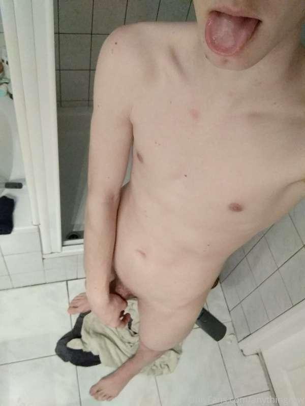some after shower pics and extra