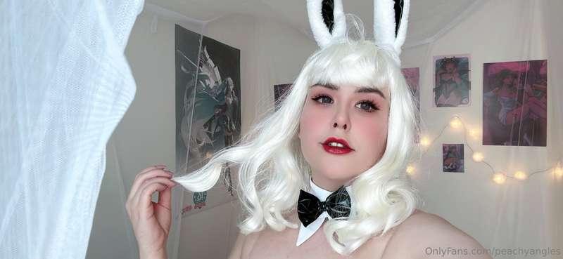 Over 15 minutes of roleplay and dirty talking 🐇 Welcome to t..