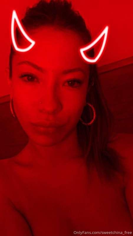 🔥🔥 Today I woke up very evil 😈😈 

😏🥵 Would you commit a sin ..