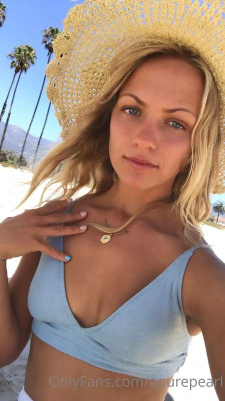 Hello fans and friends I am new to this site , can’t wait to..