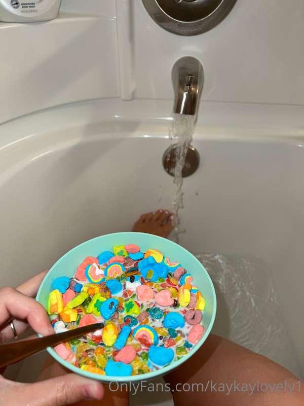 what’s your favorite kind of cereal? comment below for a sur..
