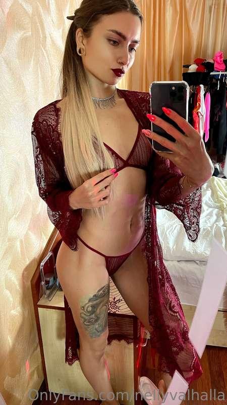 this body needs your tongue!👅💦