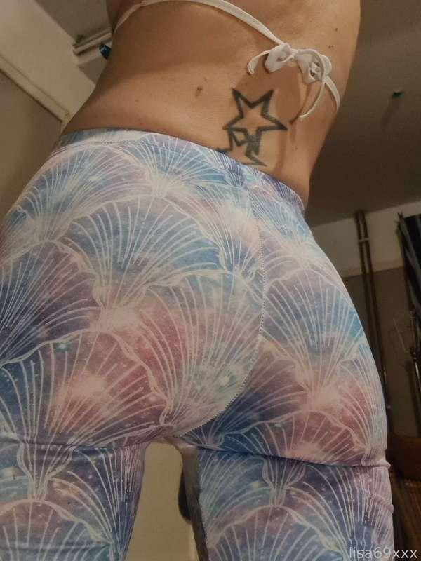 🧜‍♀️🍑

#leggings #yogapants #tinybikini