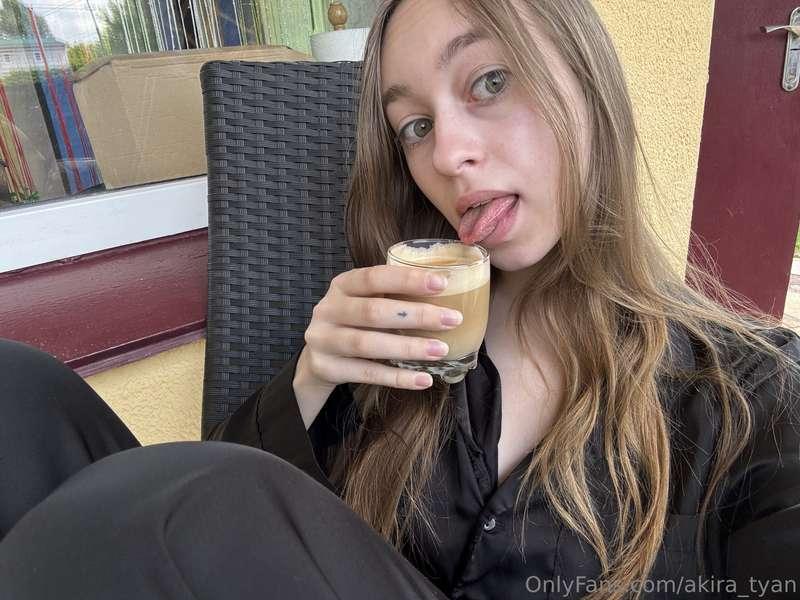 EVERY morning I start with coffee😋, I like both the taste an..