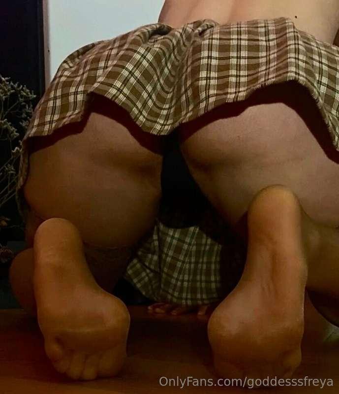 Be a good little sub for your goddess and tip this post…