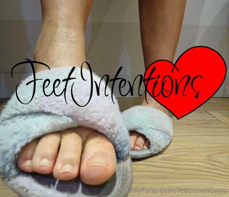 feetintentions image #0