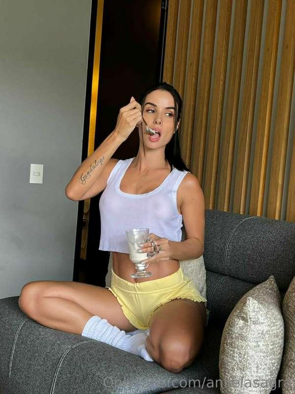 OMG @tatianagiloficial IS SO BAD🔥🔥😈 Click on the link for ON..