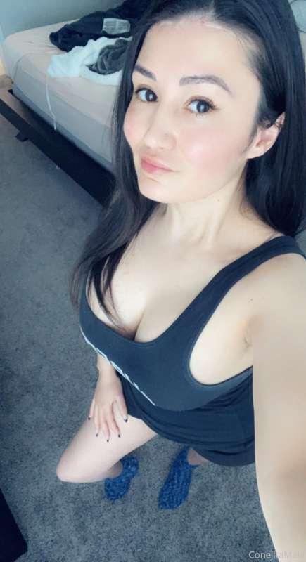 can u slide ur cock between my tits?