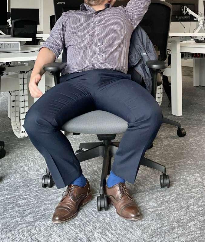 thesuitedboss image #3