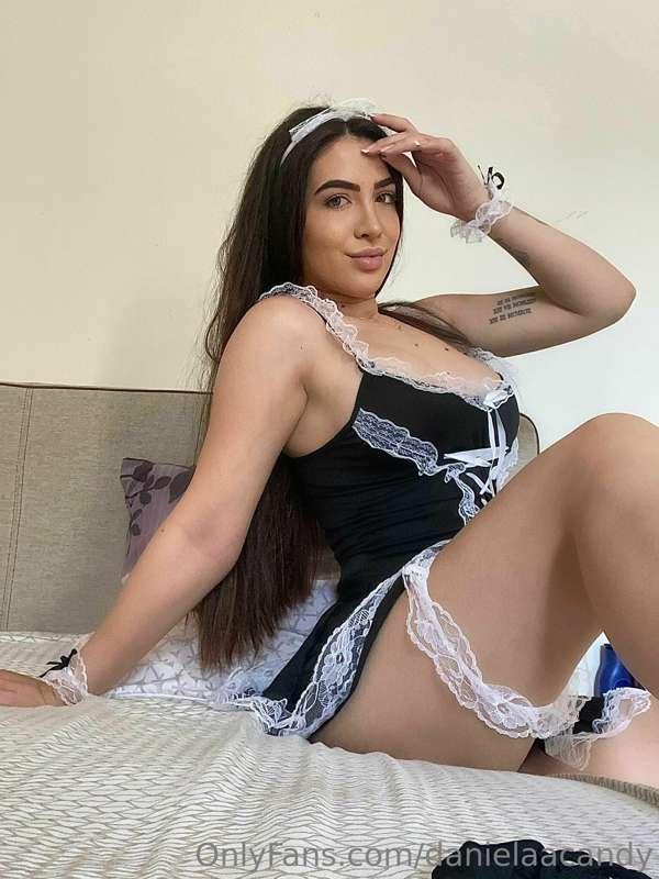 Do you need your room cleaned today baby ?😇❤️
send me a tip ..