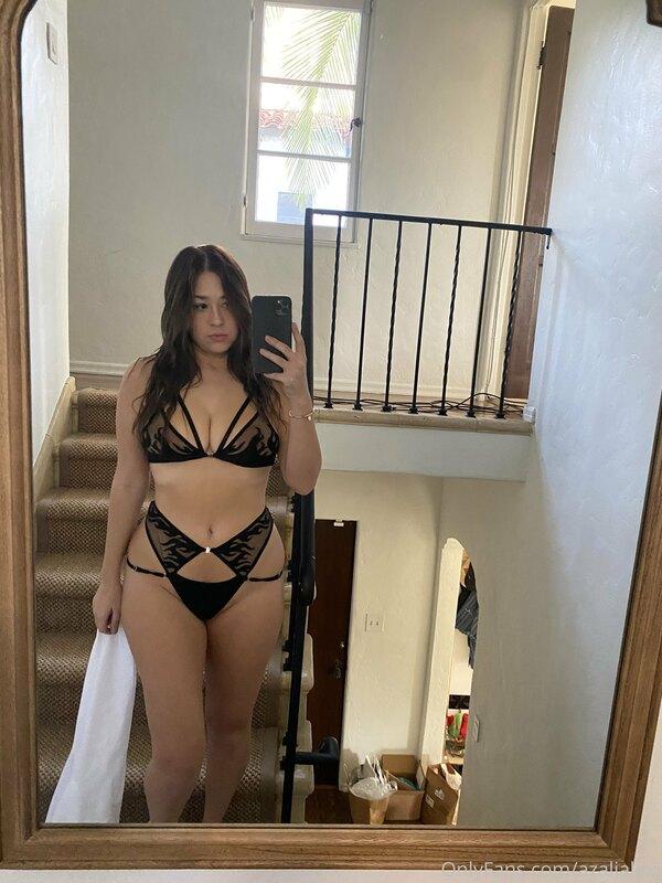 do we love this outfit?🖤🔥