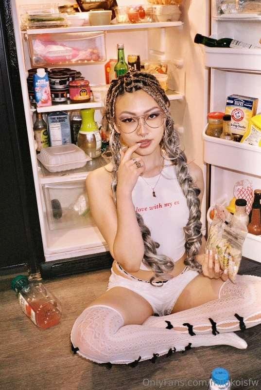 Imagine my lips wrapped around you right now… would you last..