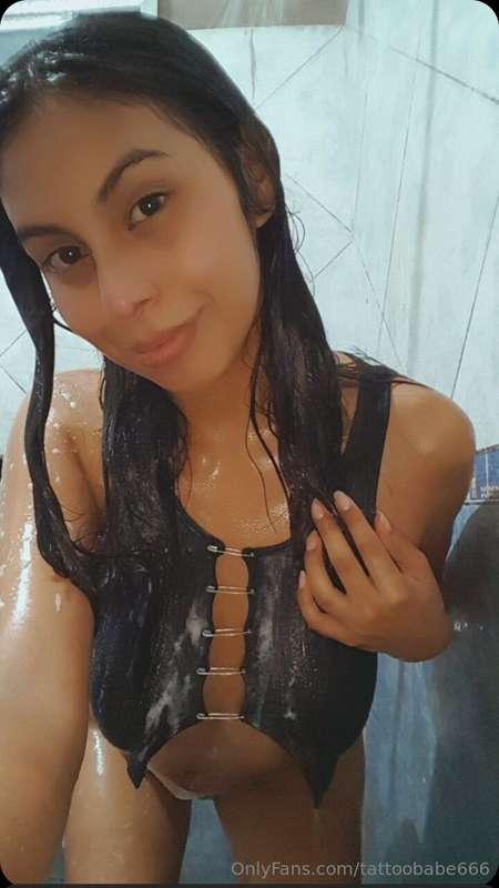 @estrellahot69 @estrellahot69 

FREE SUBSCRIPTION LOVE 😍😍

H..
