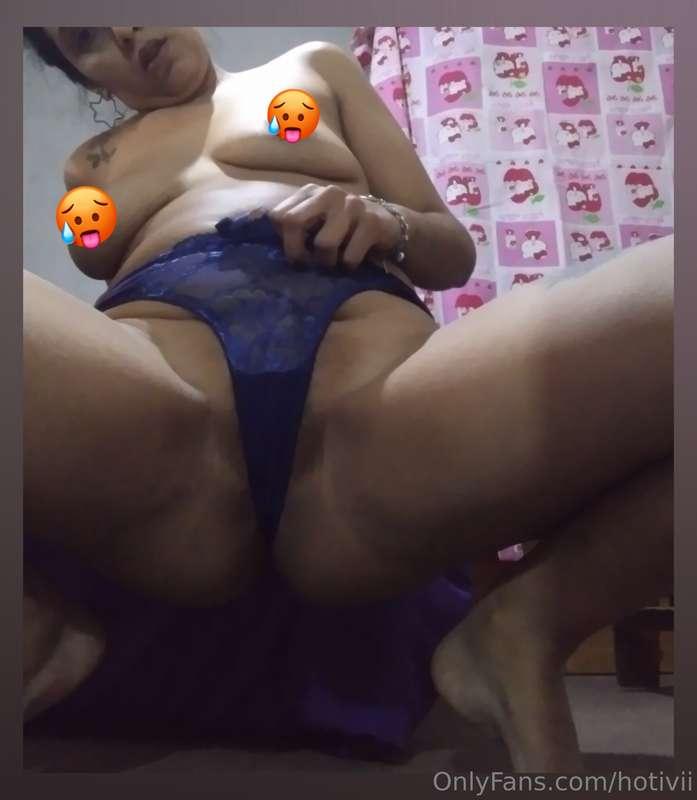 It's so hot 🔥 🔥 over here I need a dose of water 💦💦🥵