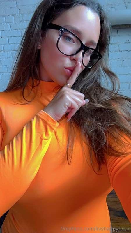 Can you guess who I’m being for Halloween… 🙊