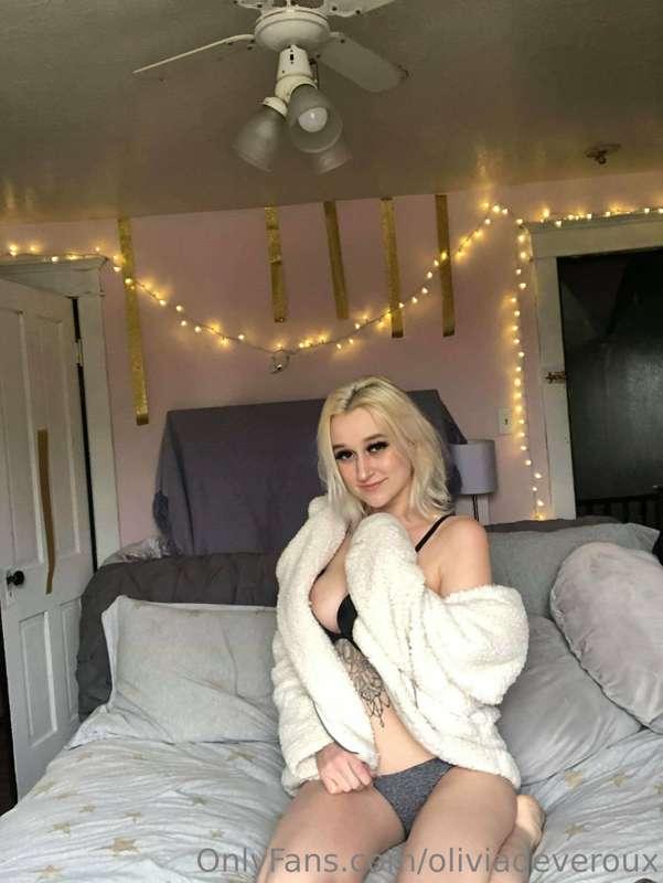 was i hott or cold when i too this pretty sexy set?
does it ..