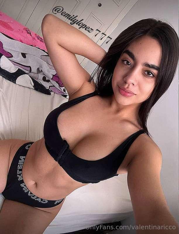 SUBSCRIBE FOR FREE 👇🏻👇🏻👇🏻👇🏻🔞🍑 @emilylopez777🍑🔞Hi honey, my n..