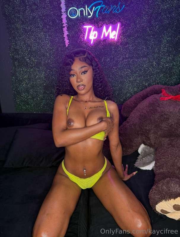 🚨ON LIVE RIGHT NOW JOIN🚨 College teeeny @pinkkittymocha to s..
