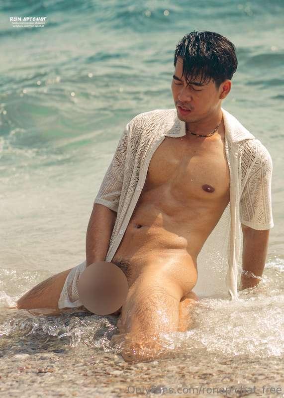 On the Beach 🌊 💎Full version uncensored👉🏻 @ron_apichat 