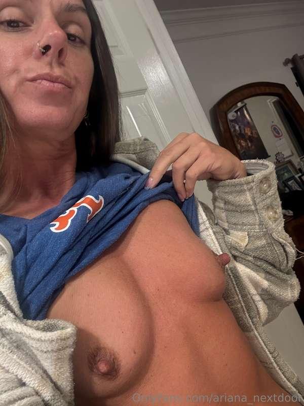 ariana_nextdoor image #3