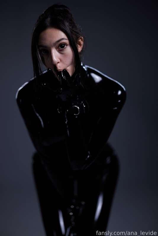 ana_levide image #83