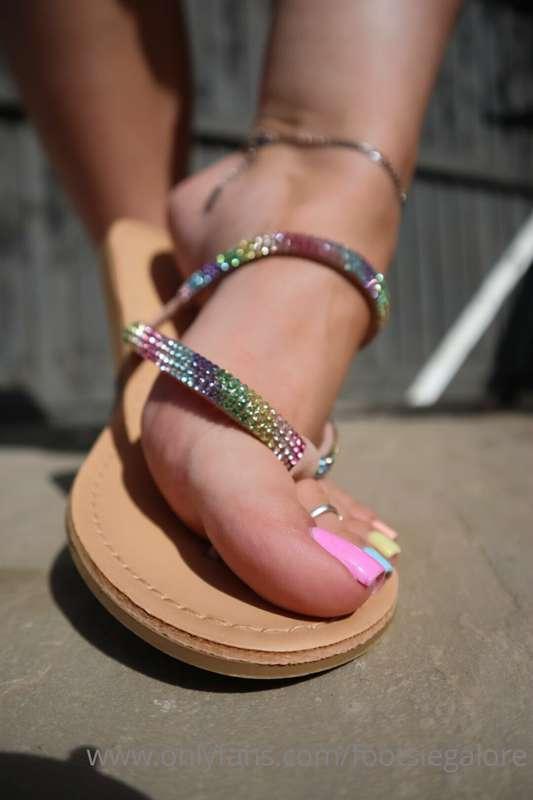 footsiegalore image #3