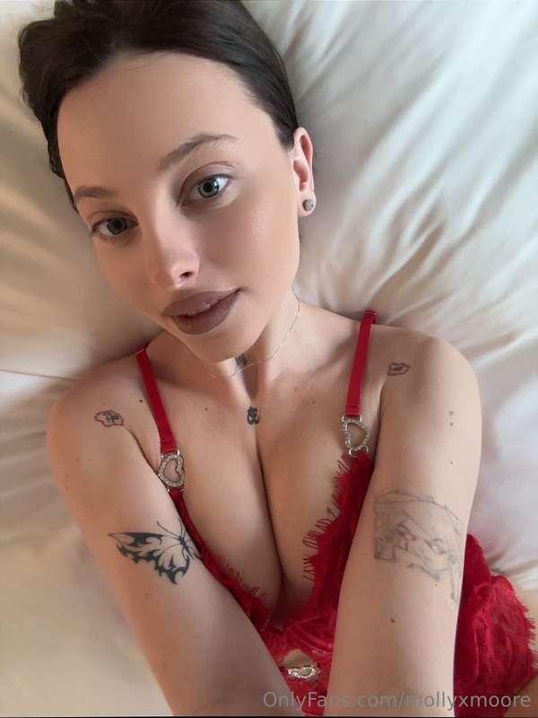 DM me if you’re currently about to stroke your dick <3 I wan..