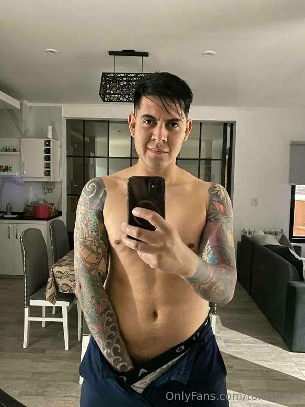 YOUR HORNIEST TATTOOED BOY 🥵

✅FREE:  @franchescox
⭐️VIP:  @..