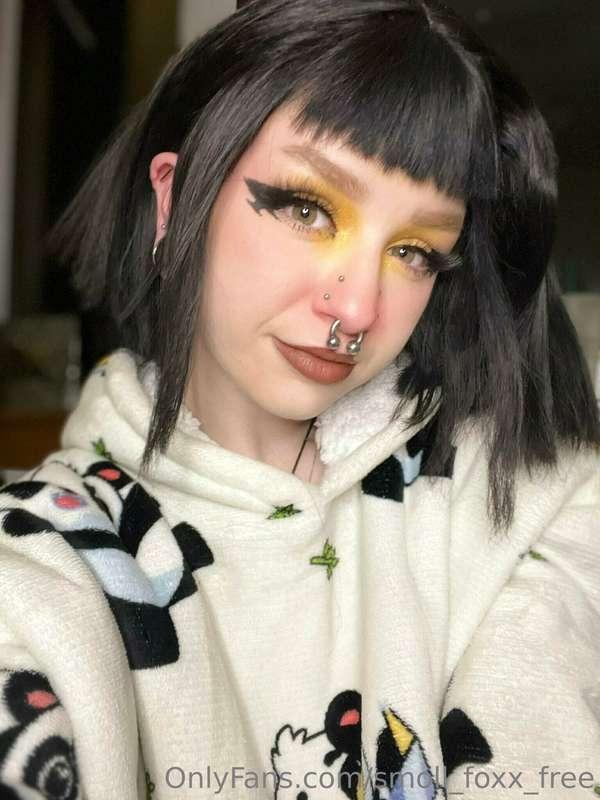 What do we think about the wig?