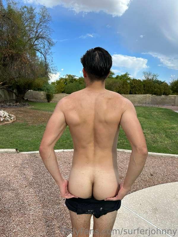 Swipe to see the pants come off🫣