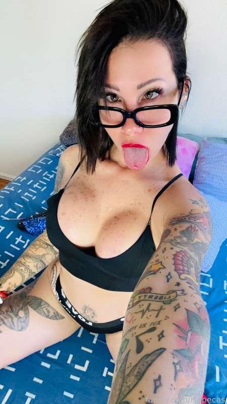 You really want to see my face when I deepthroat you, don't you? 😛





#british #brunette #natural #girlnextdoor #innocent #naughty #ass #pussy #squirt #squirter #solo #bg #joi #cosplay #nude #slut #petite #whore #smalltits #smallboobs #blueeyes #fyp #ass #tits #egirl #sexting #nudes #booty