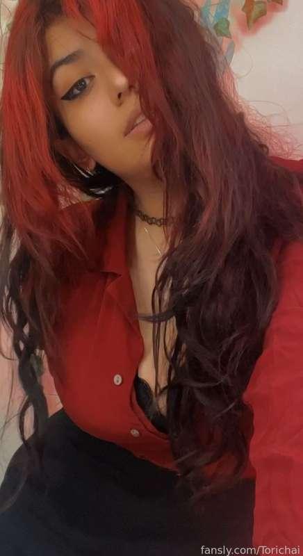 Just playing with my hair :b