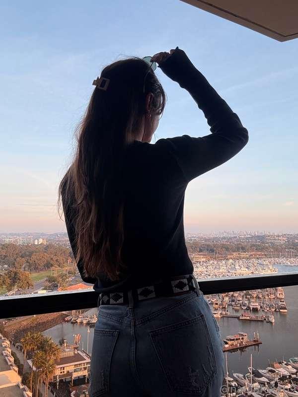 Eyes on the ocean please 🩵
