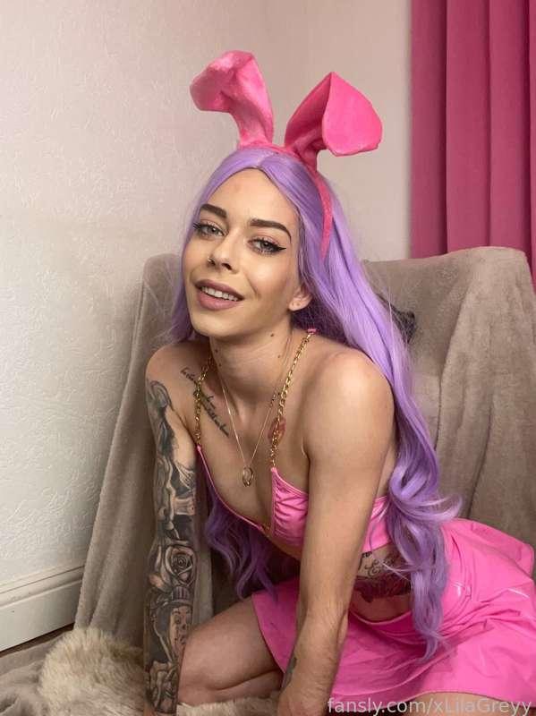 Can I sit on your 🥕