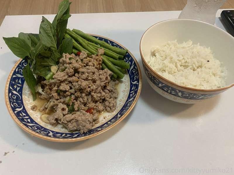Esan food my cooking. Or you want eat me.