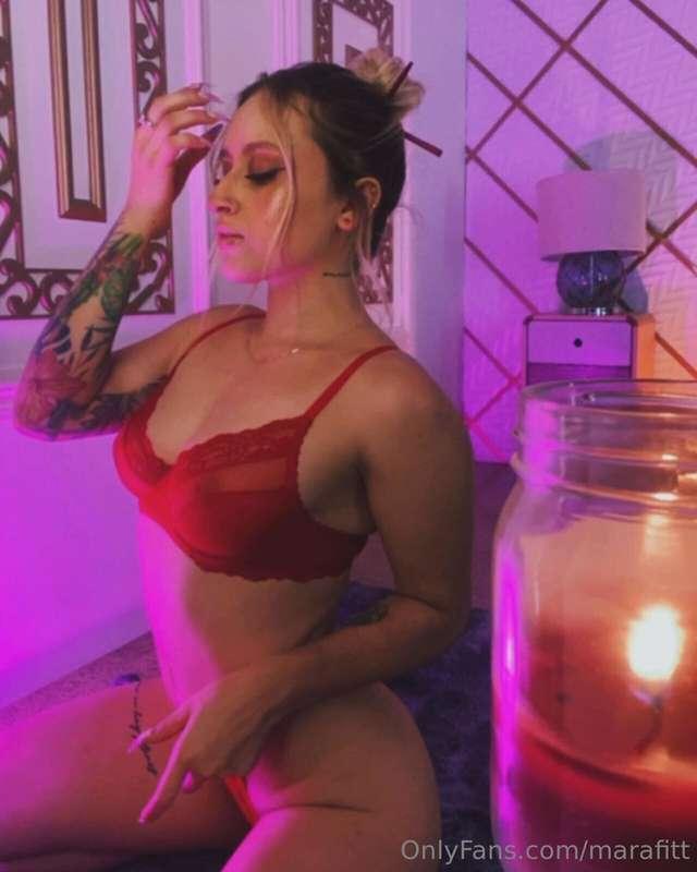 I'm waiting for you 🍷🤍