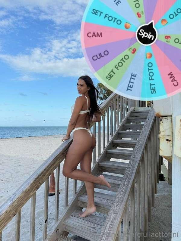 Altro giro, altra ***RUOTA HOT*** 🥵 Ma questa volta, hai la ..