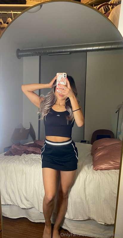I’m usually more of a lululemon girl but I’m digging this al..