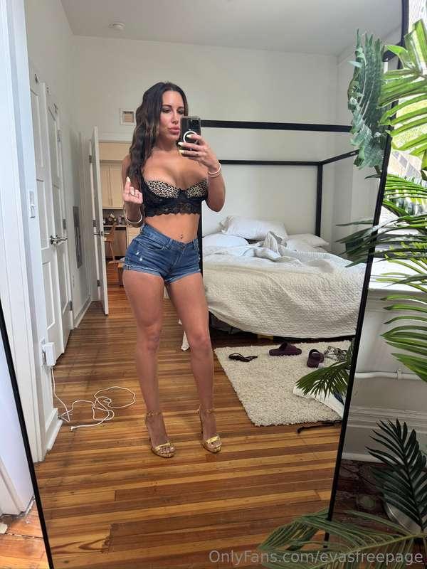 Message me 😘 I have something for you 🙌🏽