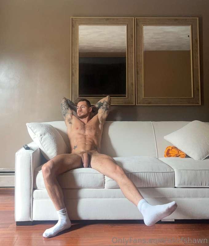 Tip $20 if you’d service me on the couch