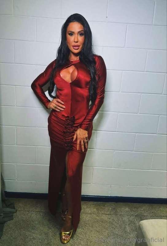 Is red my color? 😉😉 