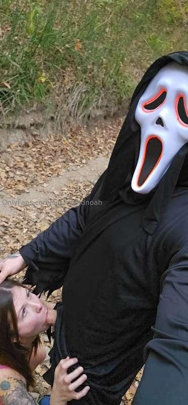 I ran into Ghostface in the woods, turns out he'll be callin..