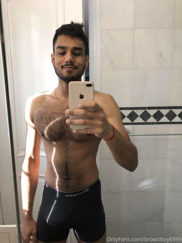 Finally got my haircut. Message me for nudes 😜