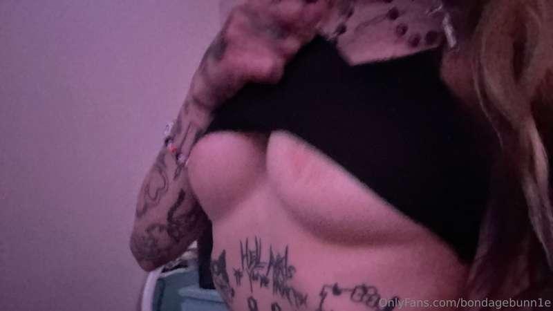 bondagebunn1e image #1